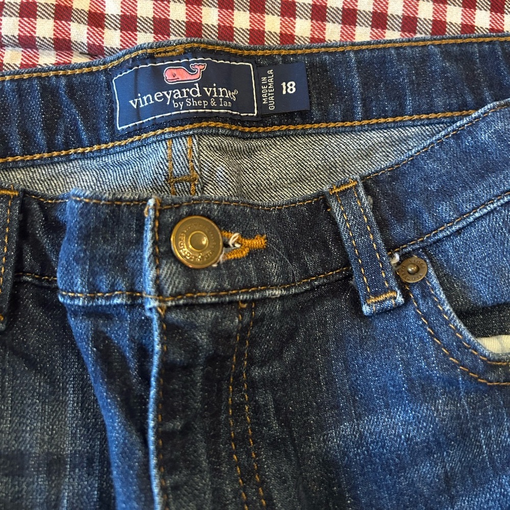 Vineyard Vines Shep and Ian Blue Jeans - Picture 3 of 7